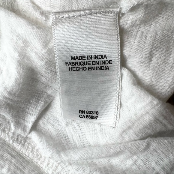 Lucky Brand Women’s White Embroidered Summer Floral Peplum Tank Top Size Medium - Picture 7 of 8